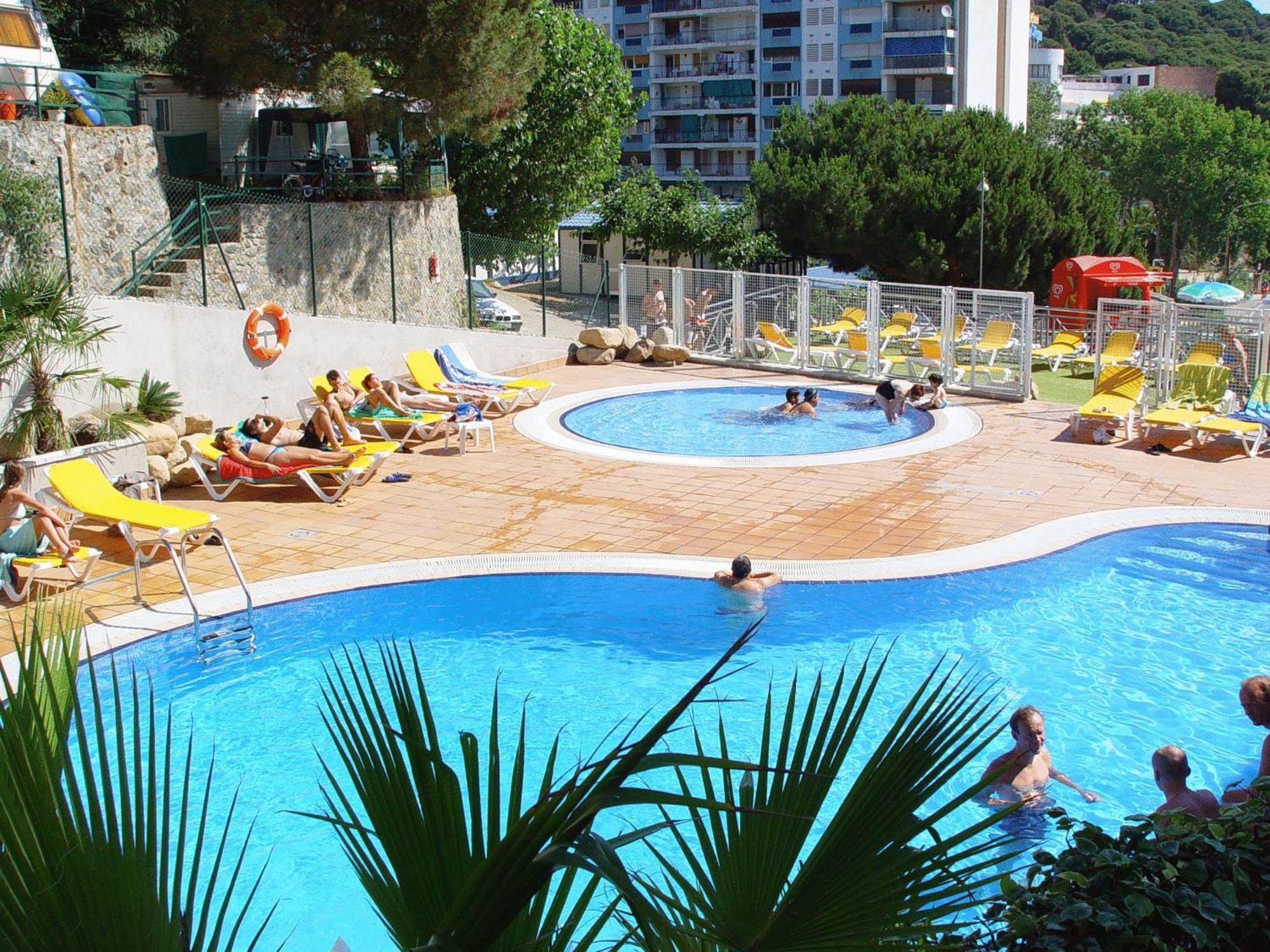 Camping Bungalows El Far Calella Esterno foto